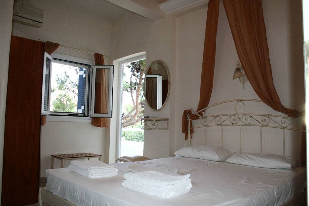 Cyclades Hotel Serifos Livadi  Exteriör bild