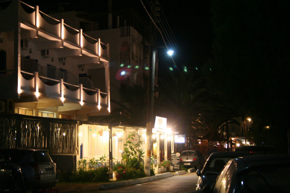 Cyclades Hotel Serifos Livadi  Exteriör bild