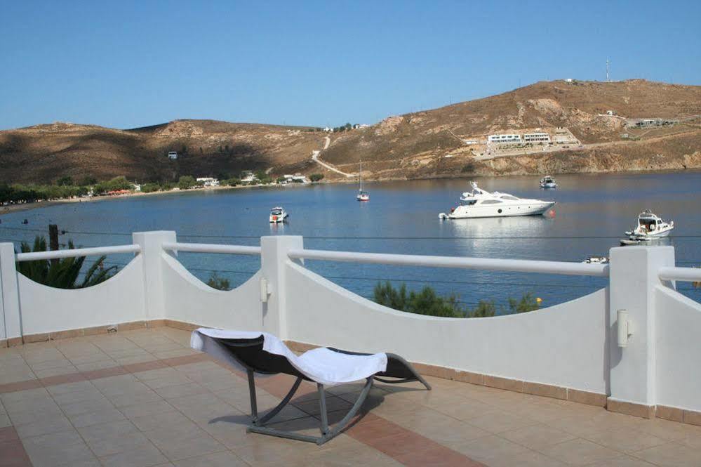 Cyclades Hotel Serifos Livadi  Exteriör bild