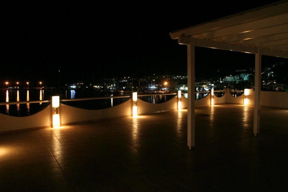 Cyclades Hotel Serifos Livadi  Exteriör bild